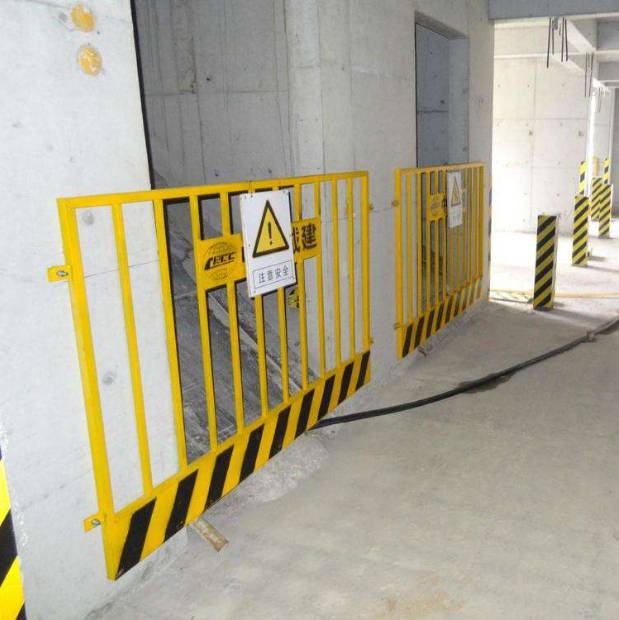 �S�Q�U+���Z(y��)