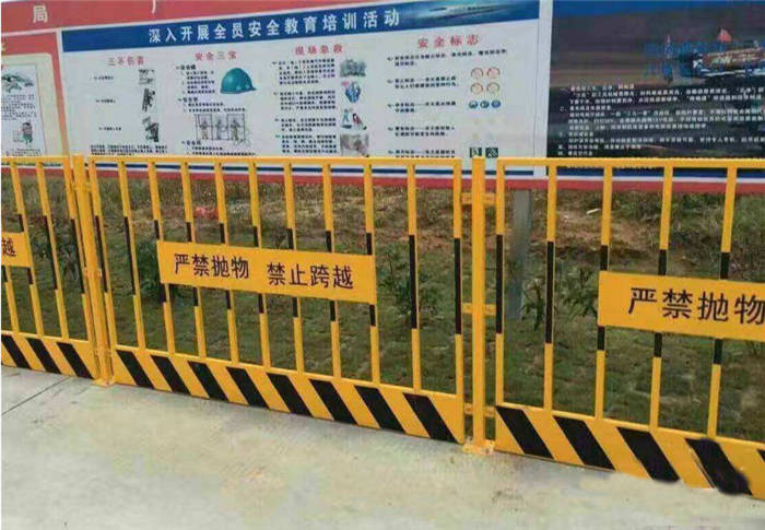 �S�Q�U+���Z(y��)